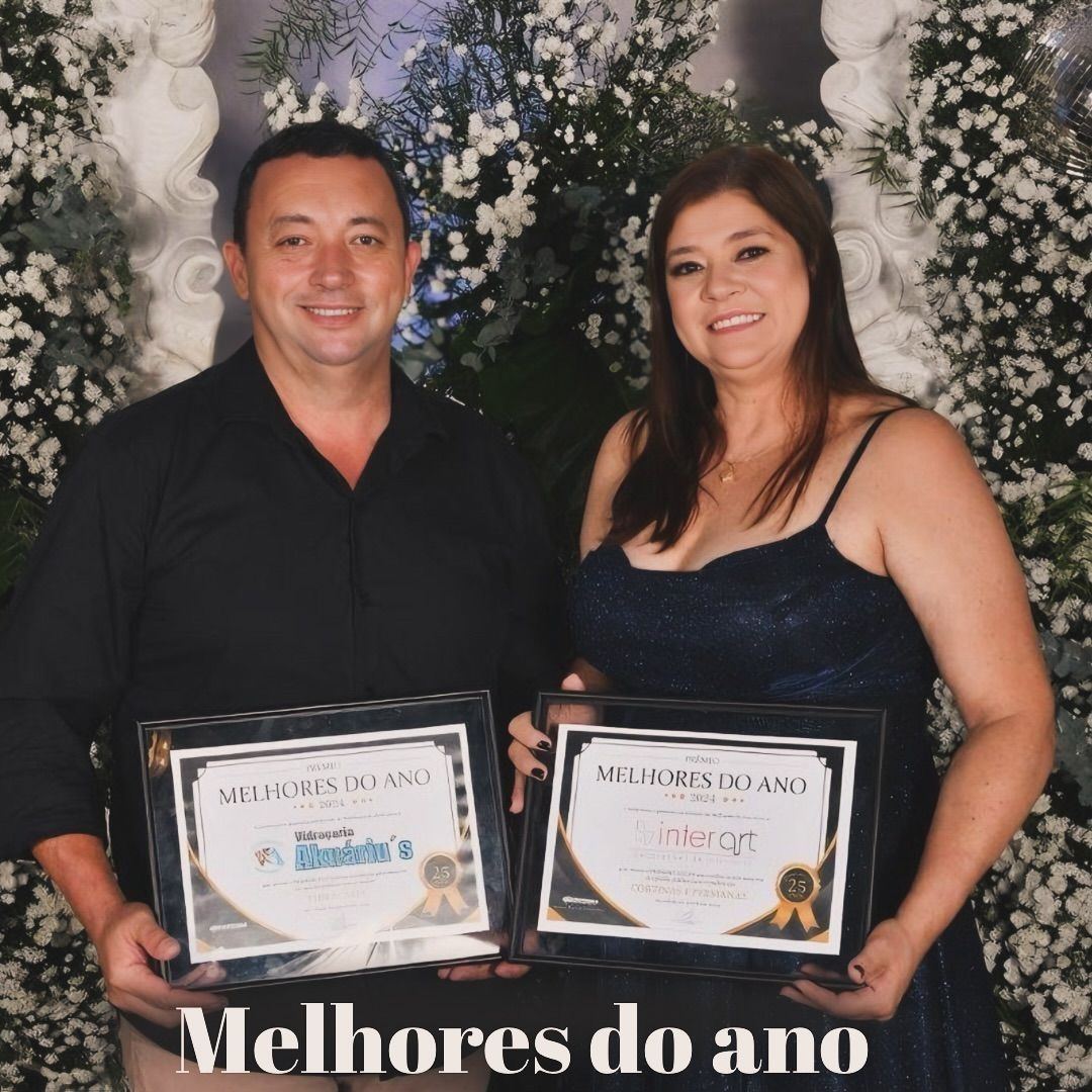 Gesimar e Val com os certificados Melhores do Ano